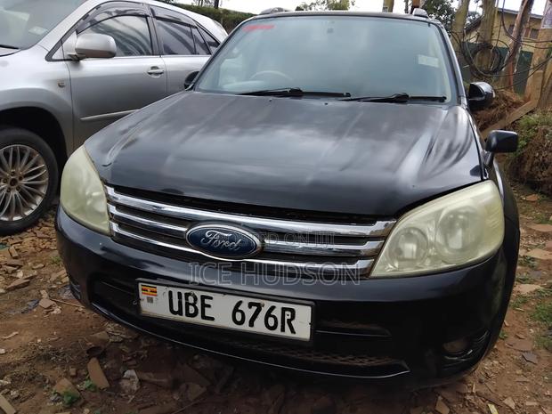 Ford Escape 2010 Black
