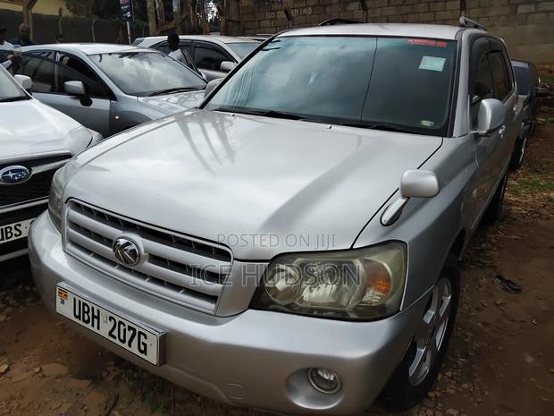 Toyota Kluger 2006 Ivory