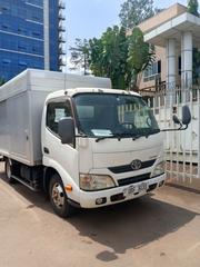 Toyota Fun Cargo 2010 White for sale