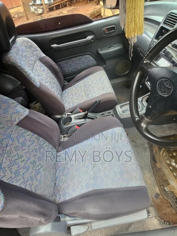Toyota RAV4 1994 Blue