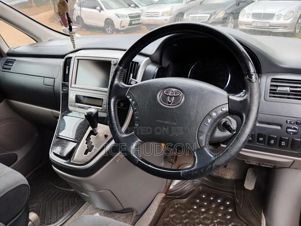 Toyota Alphard 2008 Off white
