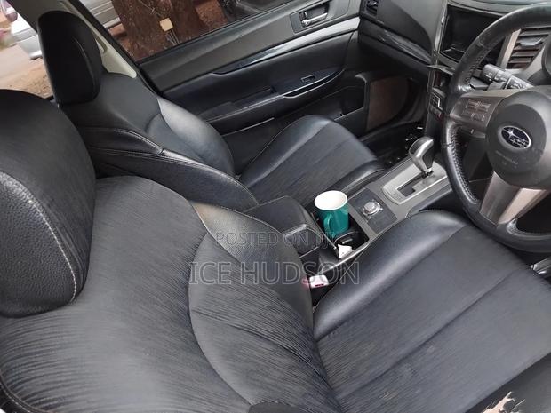 Subaru Legacy 2009 Silver