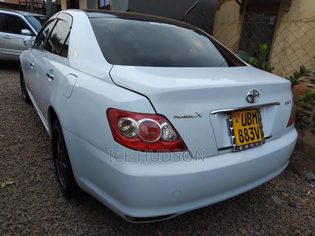 Toyota Mark X 2009 White