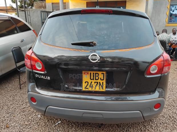 Nissan Dualis 2010 Black