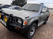 Toyota Hilux 2000 Gray for sale