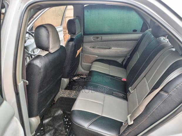 Toyota Vista 2002 Gray