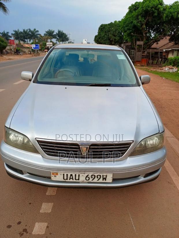 Toyota Vista 2002 Gray