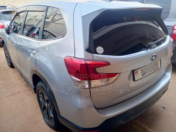 Subaru Forester 2018 Silver