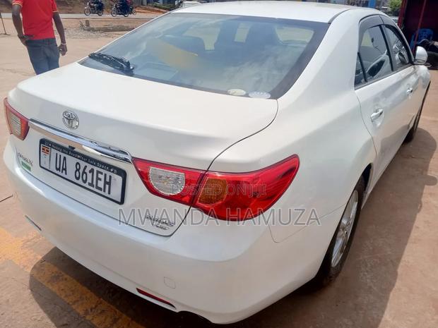 Toyota Mark X 2011 White