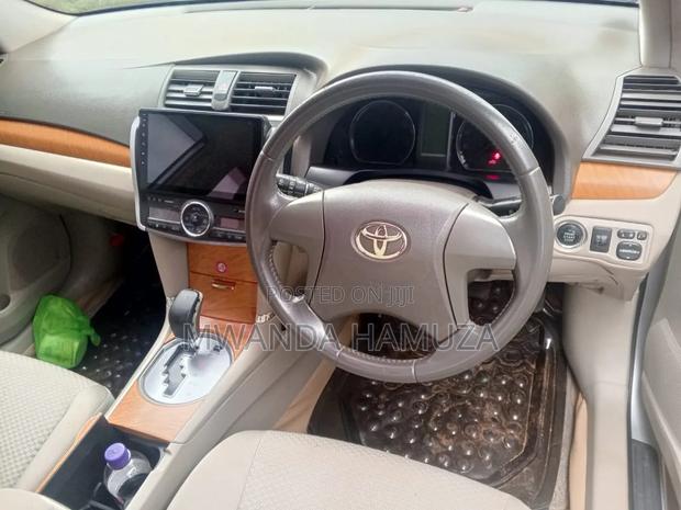 Toyota Premio 2009 Silver