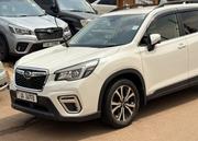 Subaru Forester Premium AWD 2019 White for sale