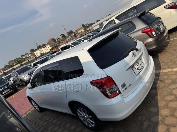 Toyota Corolla Fielder 1.5 Petrol AWD 2012 White