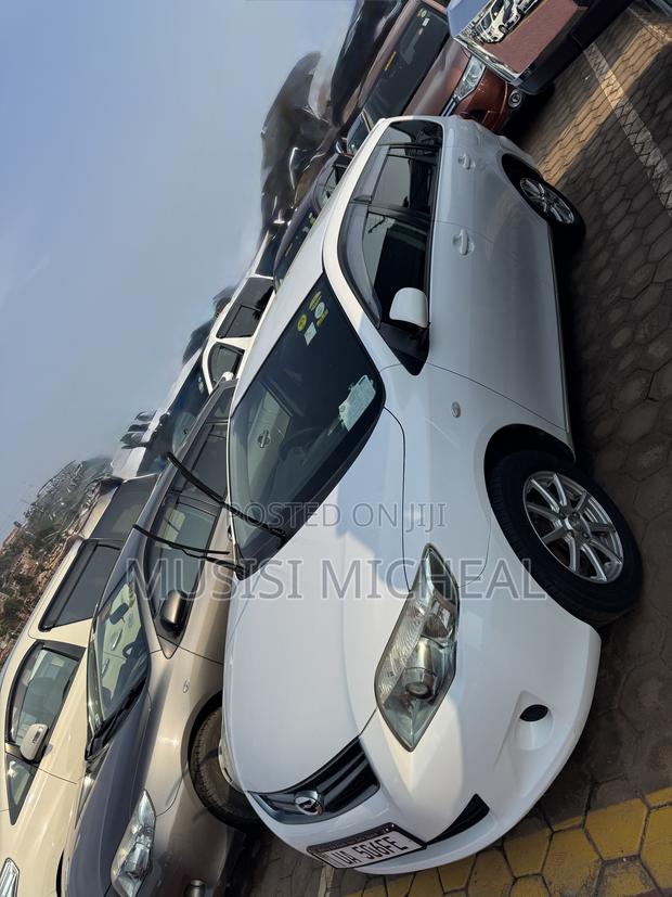 Toyota Corolla Fielder 1.5 Petrol AWD 2012 White