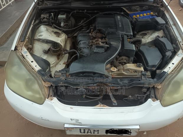 Toyota Mark II 2.0 RWD 2002 White