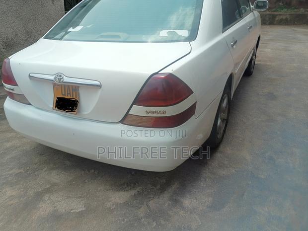 Toyota Mark II 2.0 RWD 2002 White