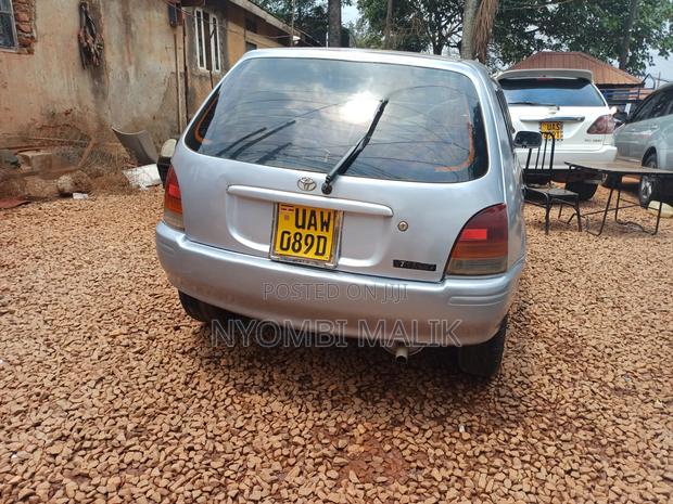 Toyota Starlet Glanza 1995 Silver