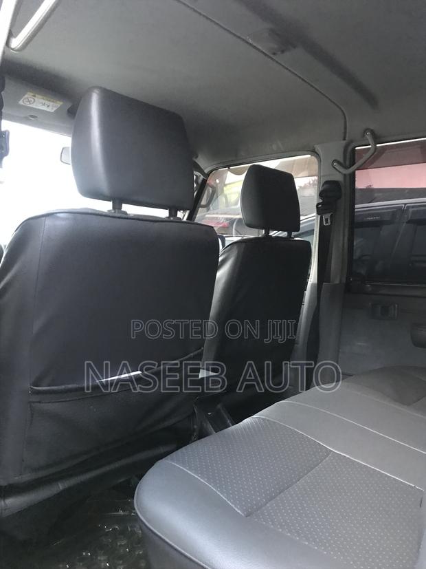 Toyota Land Cruiser Prado 2017 Gray