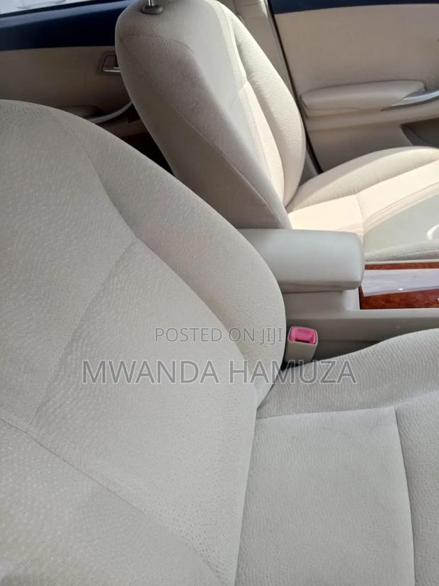 Toyota Premio 2012 White