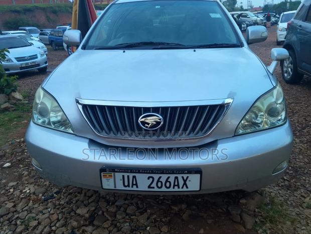 Toyota Harrier 2010 Silver