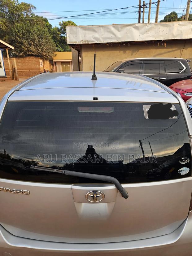 Toyota Passo 1.0 FWD 2006 Silver