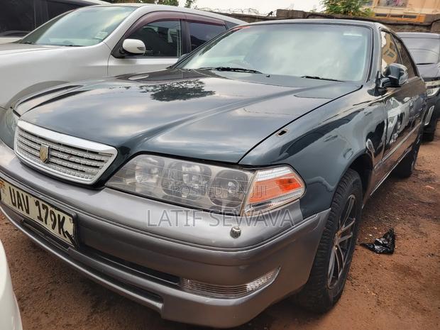 Toyota Mark II 2.0 AWD 1998 Black