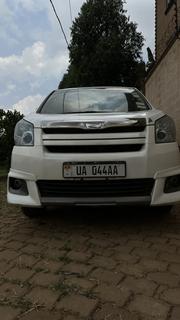Toyota Noah 2011 White for sale
