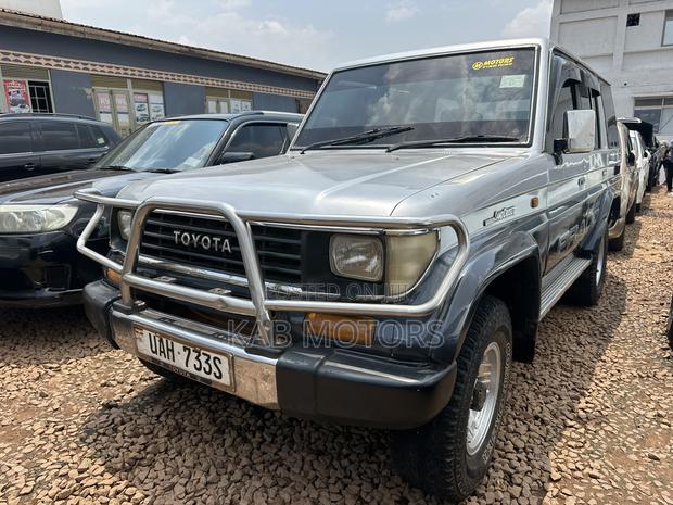 Toyota Land Cruiser Prado 3.0 TD 1998 Silver