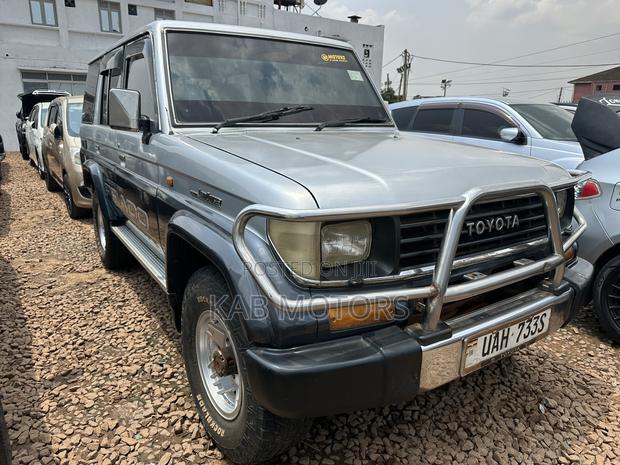 Toyota Land Cruiser Prado 3.0 TD 1998 Silver