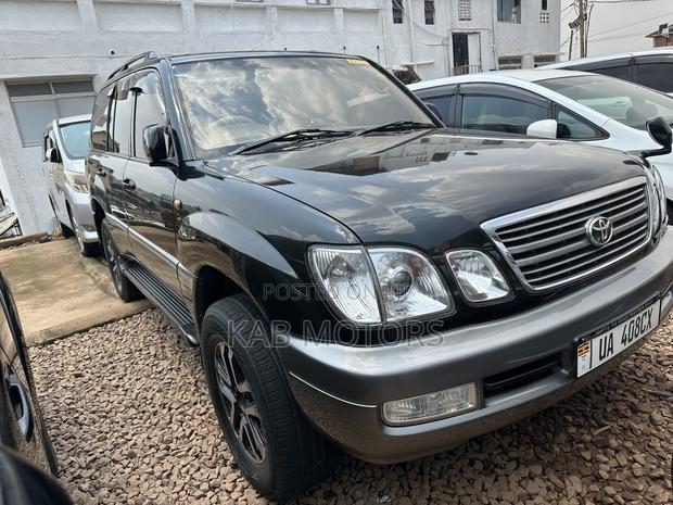 Toyota Land Cruiser Cygnus 4.7 2003 Black
