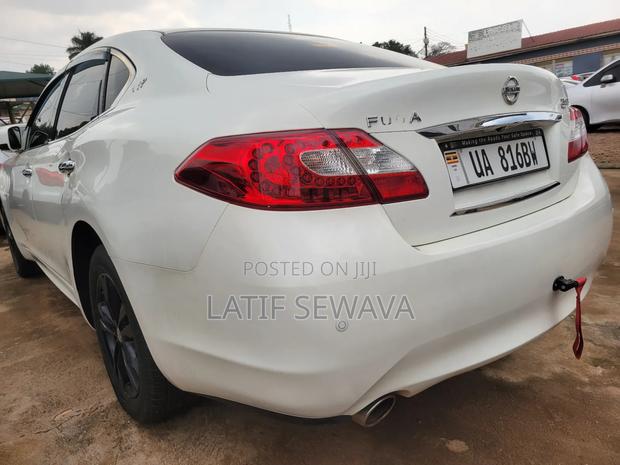Nissan Fuga 2012 White