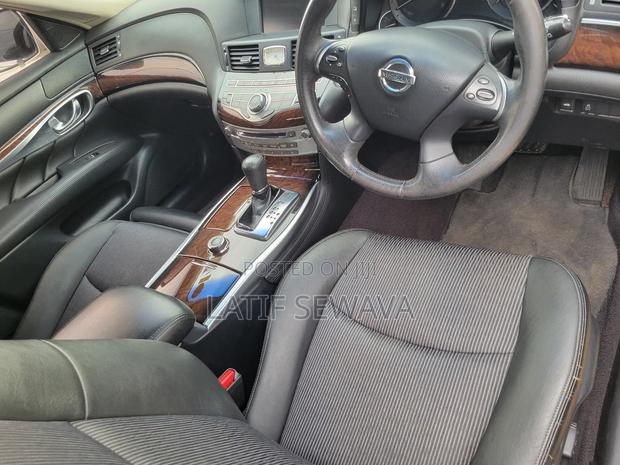 Nissan Fuga 2012 White