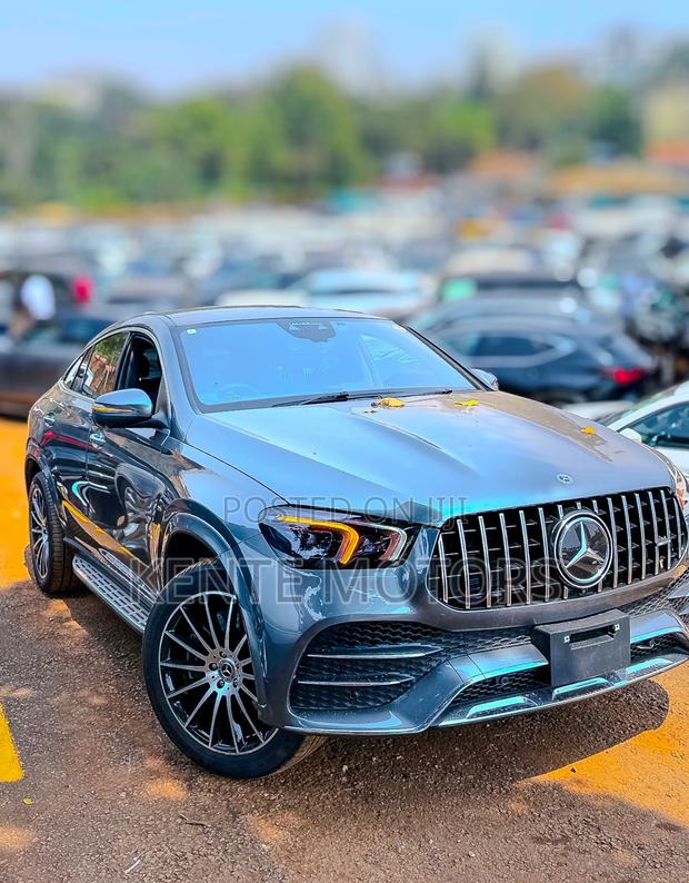 Mercedes-Benz GLE-Class GLE 400d 4MATIC 2021 Gray