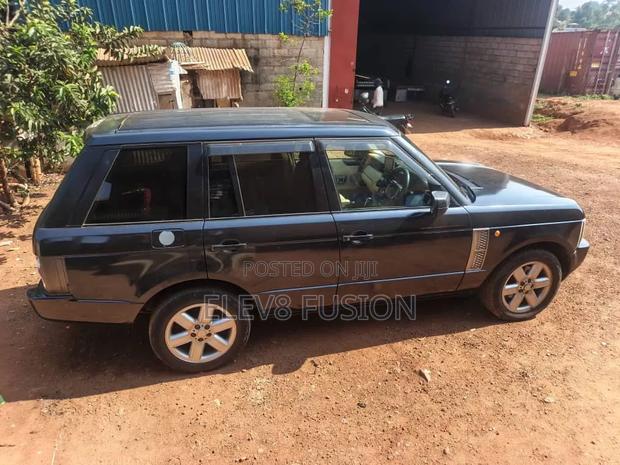 Rover 2000 2003 Black