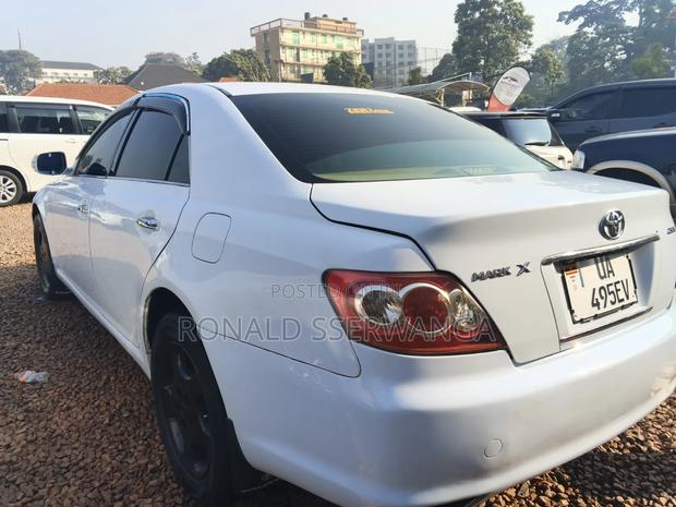 Toyota Mark X 2010 White