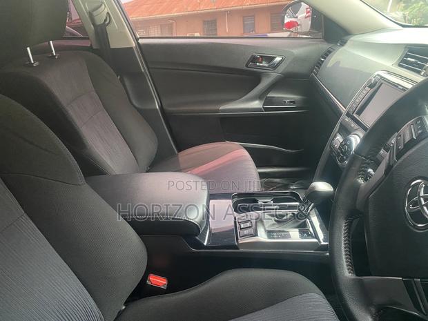 Toyota Mark X 2.5 AWD 2014 Silver