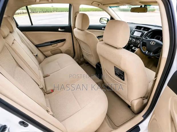 Toyota Alphard 2008 Silver