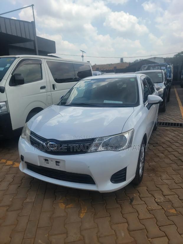 Toyota Corolla 2013 White
