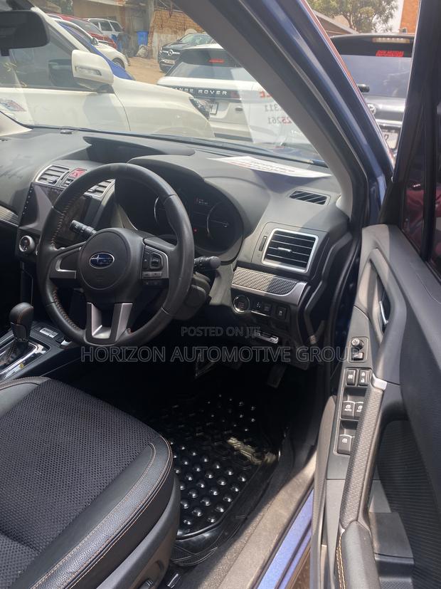 Subaru Forester 2.0XT Touring AWD 2017 Blue