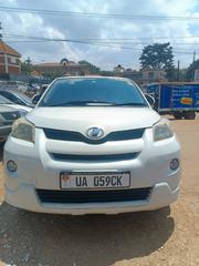 Toyota IST 2011 White for sale