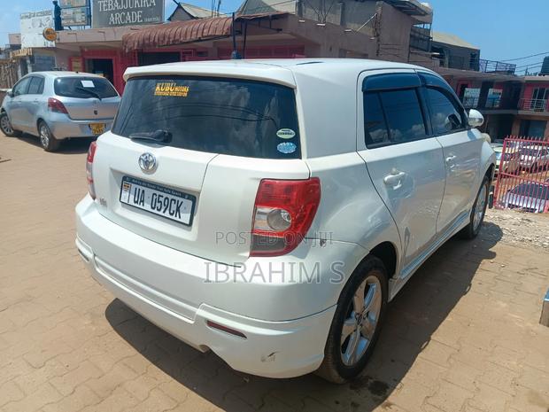 Toyota IST 2011 White