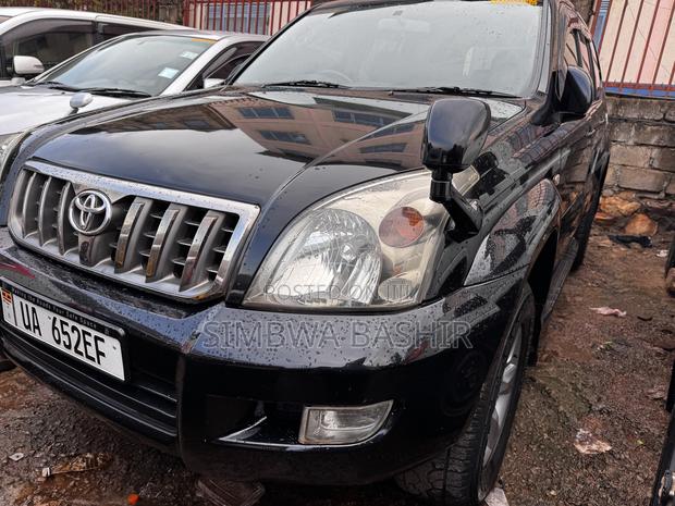 Toyota Land Cruiser Prado 2007 Black
