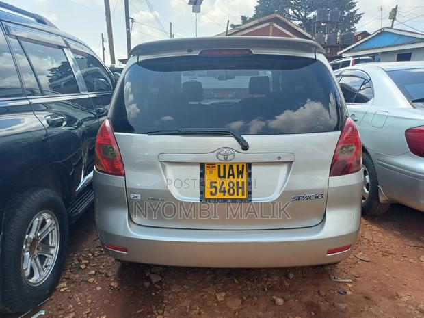 Toyota Corolla Spacio 2005 Gold