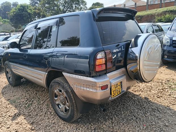 Toyota RAV4 Cabriolet 1998 Blue