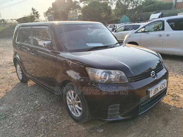 Toyota Corolla Rumion 2008 Maroon