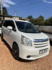 Toyota Noah 2.0 158hp AWD (8 Seater) 2009 White for sale