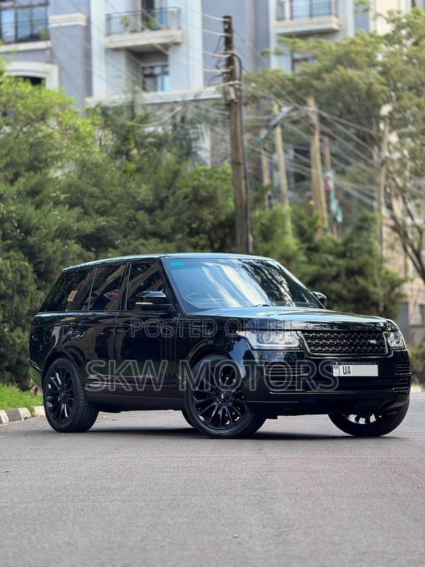 Land Rover Range Rover Vogue 2015 Green