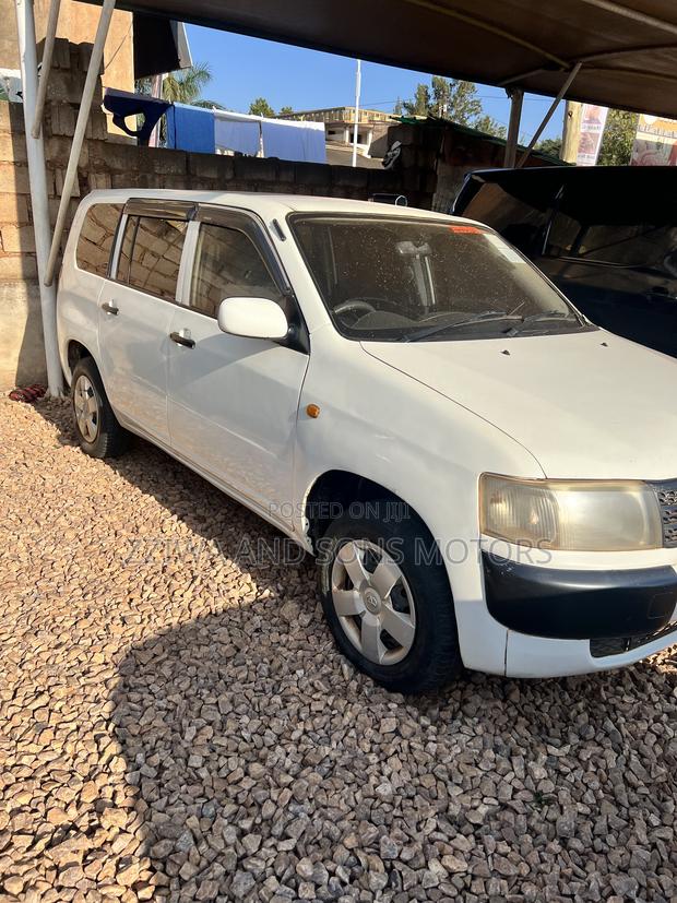 Toyota Probox 1.5 DX 4WD 2014 White