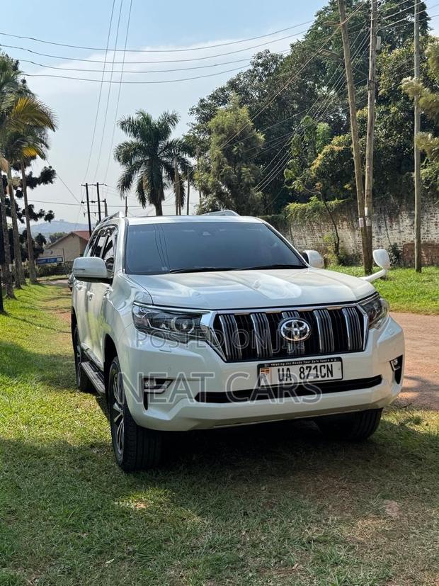 Toyota Land Cruiser Prado 2018 Pearl