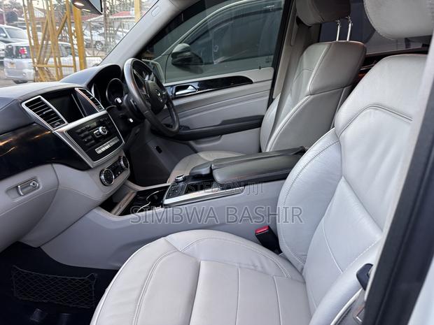 Mercedes-Benz M Class 2013 White