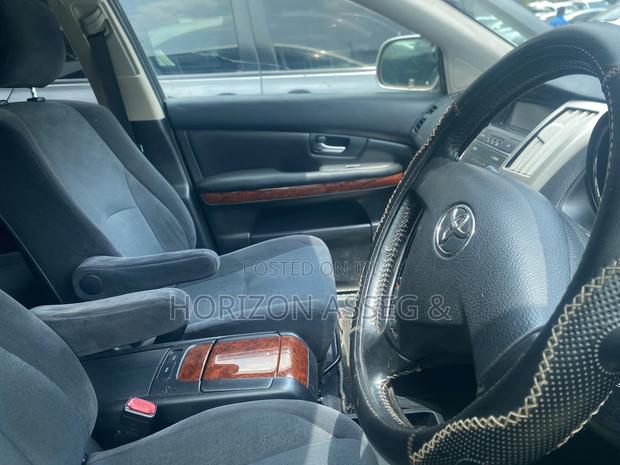 Toyota Harrier 2.4 4WD 2011 Silver